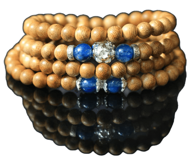 Vòng tay trầm hương năng lượng